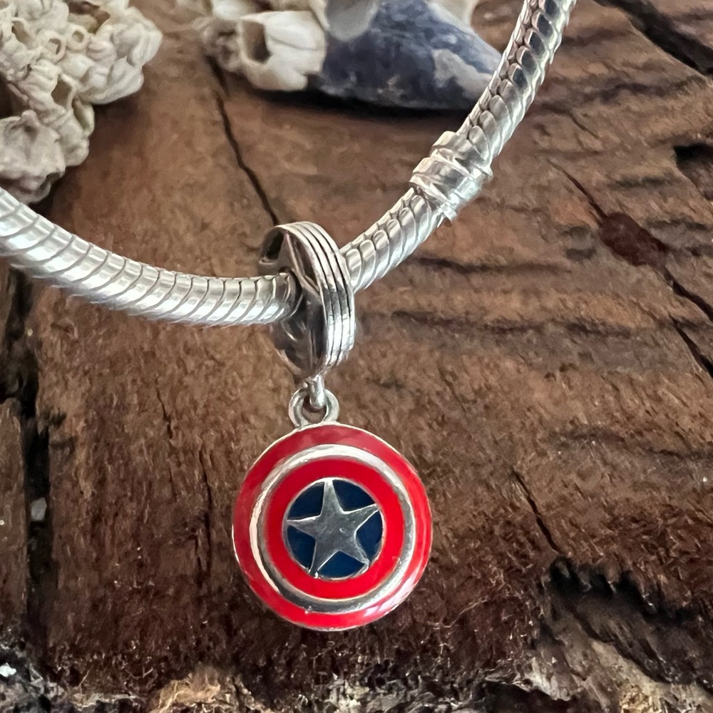 Authentic Pandora Dangle Marvel The Avengers Captain America Shield Charm Hero